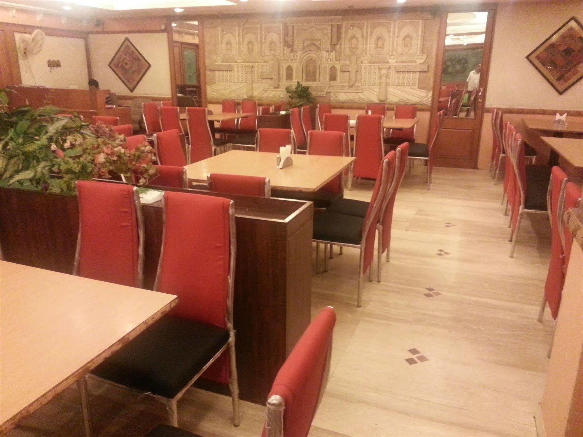 Hotel Tara International Hyderabad Exterior photo
